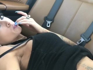 Kimber Veils makes her pussy wet in the car.